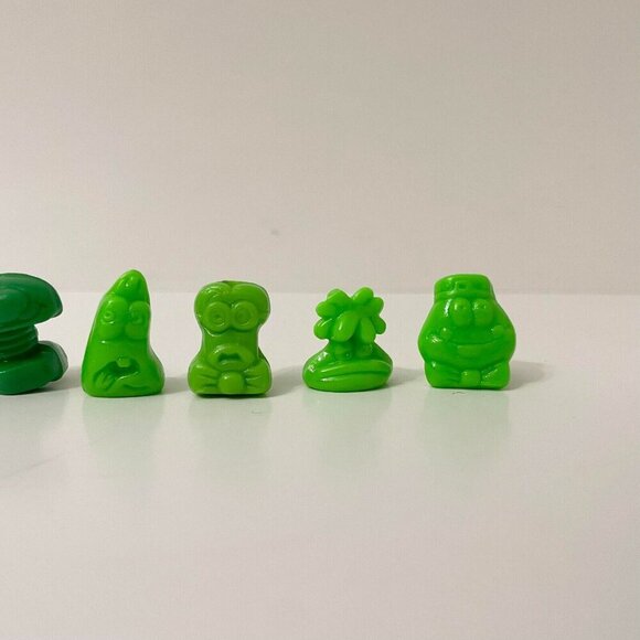 Vintage Lot Of 8 Crazy Bones Gogos Toys - Picture 3 of 15